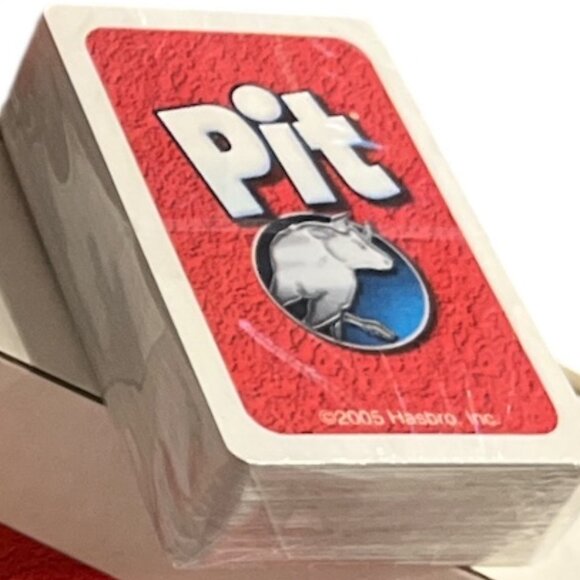 GAME PIT Corner the Market Standard Edition Card Game Age 7+ 3-8 Players *NEW - Picture 5 of 6